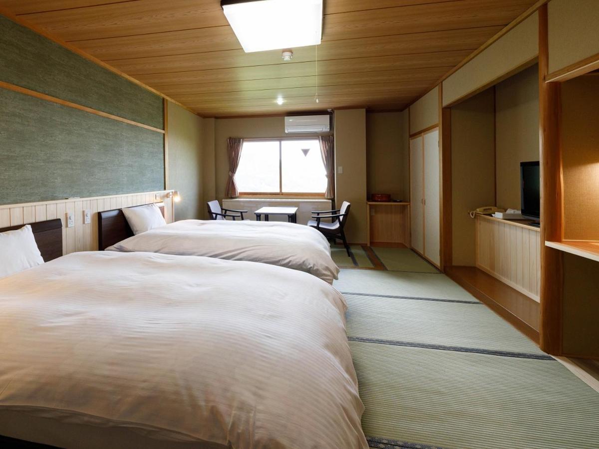 Hotel Iwasuge Yamanouchi  Ngoại thất bức ảnh